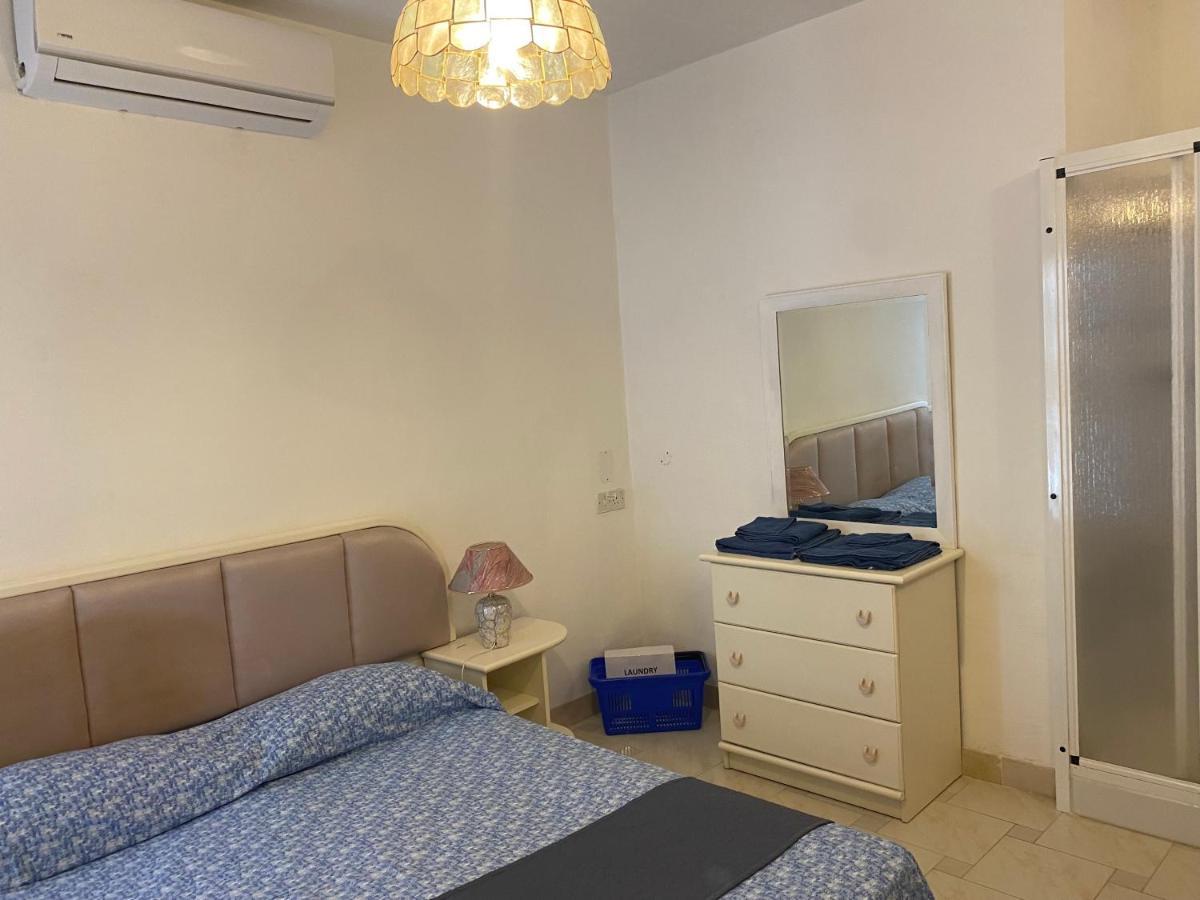 Sea Front Apartment At Mellieha Bay, Malta! Dış mekan fotoğraf
